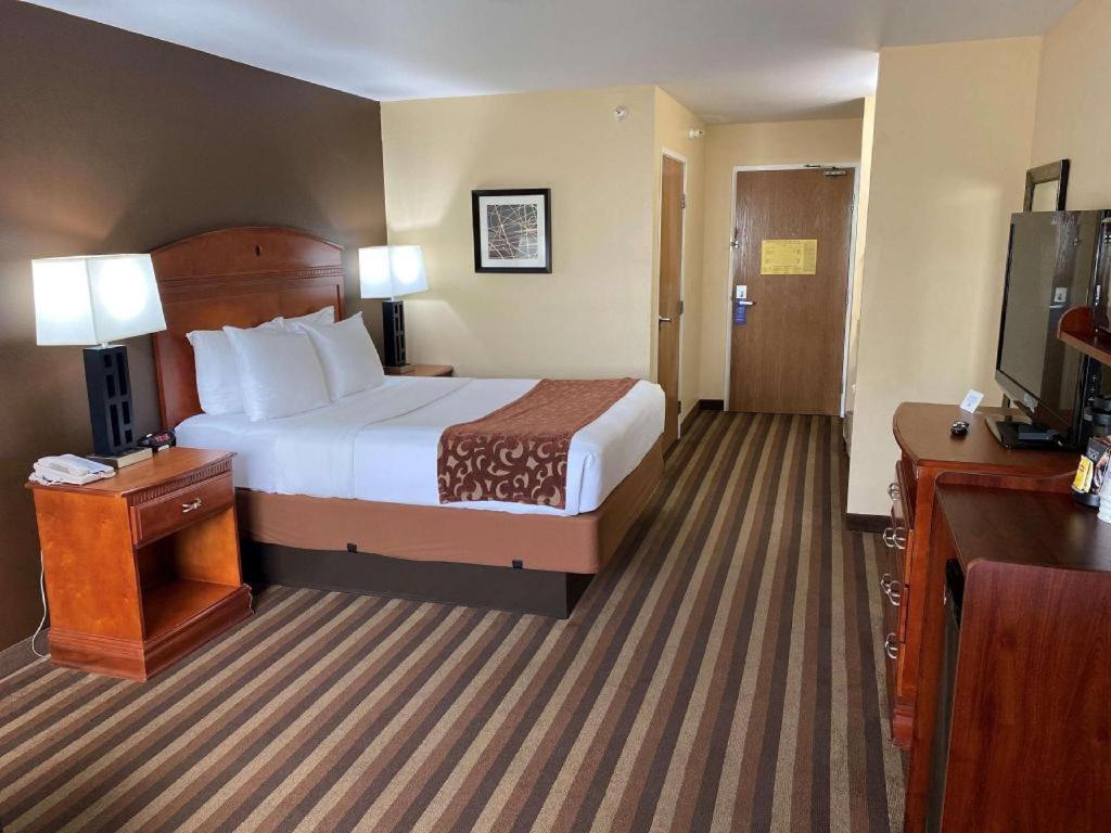 Best Western Manhattan Inn Eksteriør billede