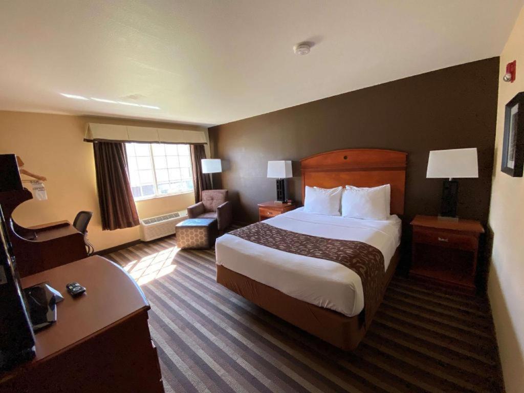 Best Western Manhattan Inn Eksteriør billede