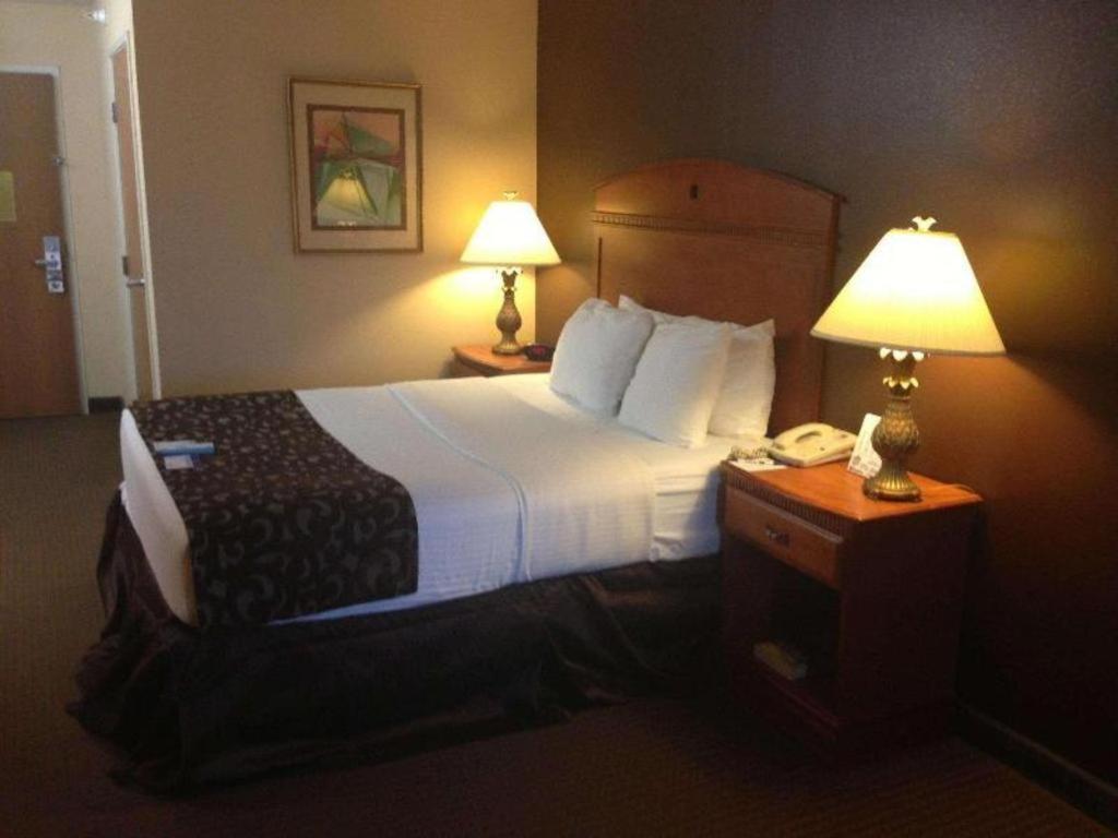 Best Western Manhattan Inn Eksteriør billede