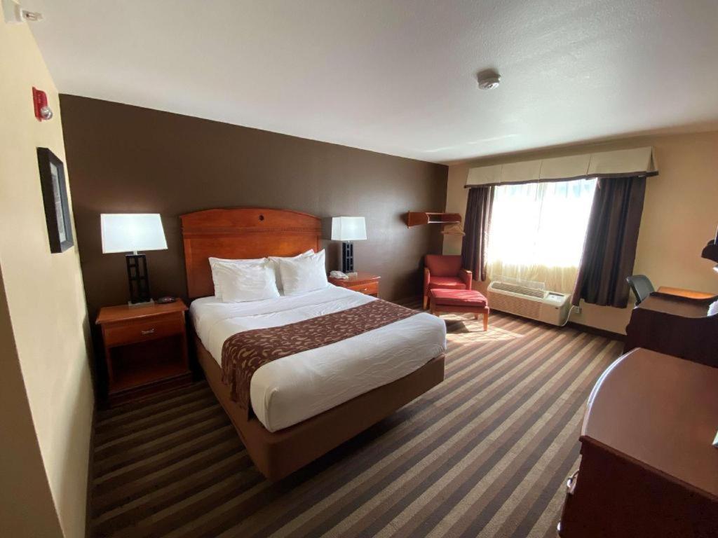 Best Western Manhattan Inn Eksteriør billede